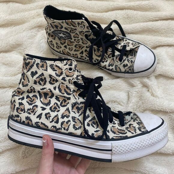 Converse Chuck Taylor leopard/ cheetah print high-top sneakers size 7.5 - Picture 1 of 6